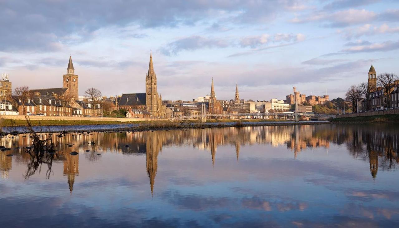 Charming Victorian Apartment, Close To Centre Inverness Bagian luar foto